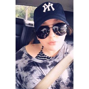 Meet your Posher, Alyssa